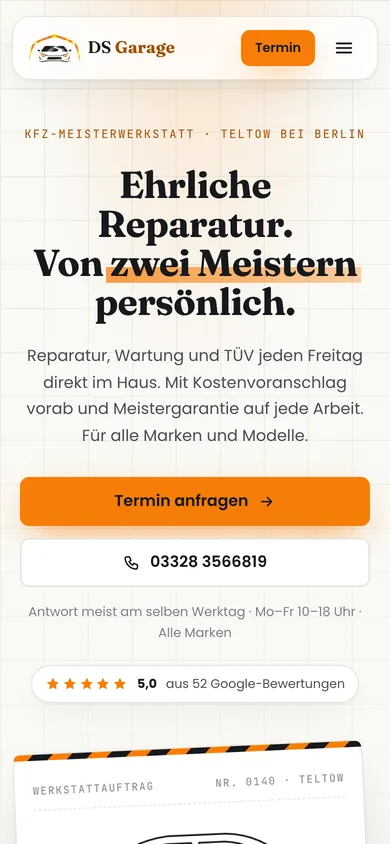 Dieselbe Website auf dem Smartphone